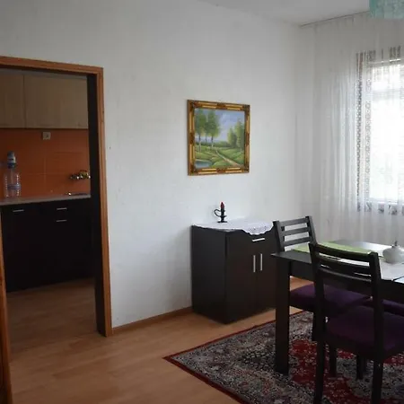 Orpheus Hause Guest house *