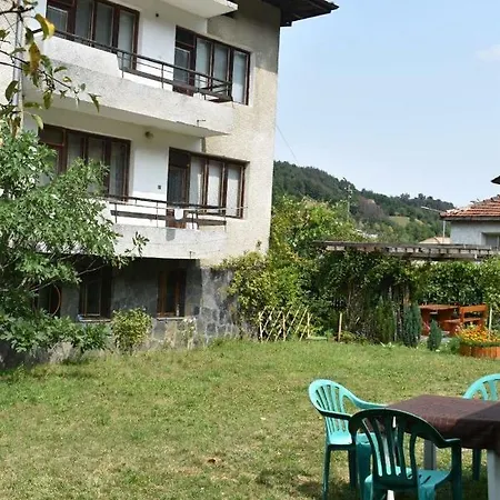 Orpheus Hause