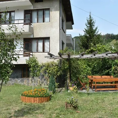 Orpheus Hause *